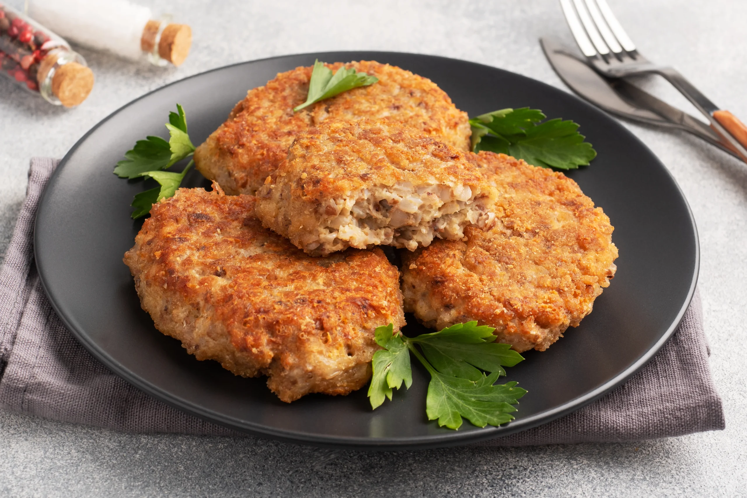 turkey cutlets being served