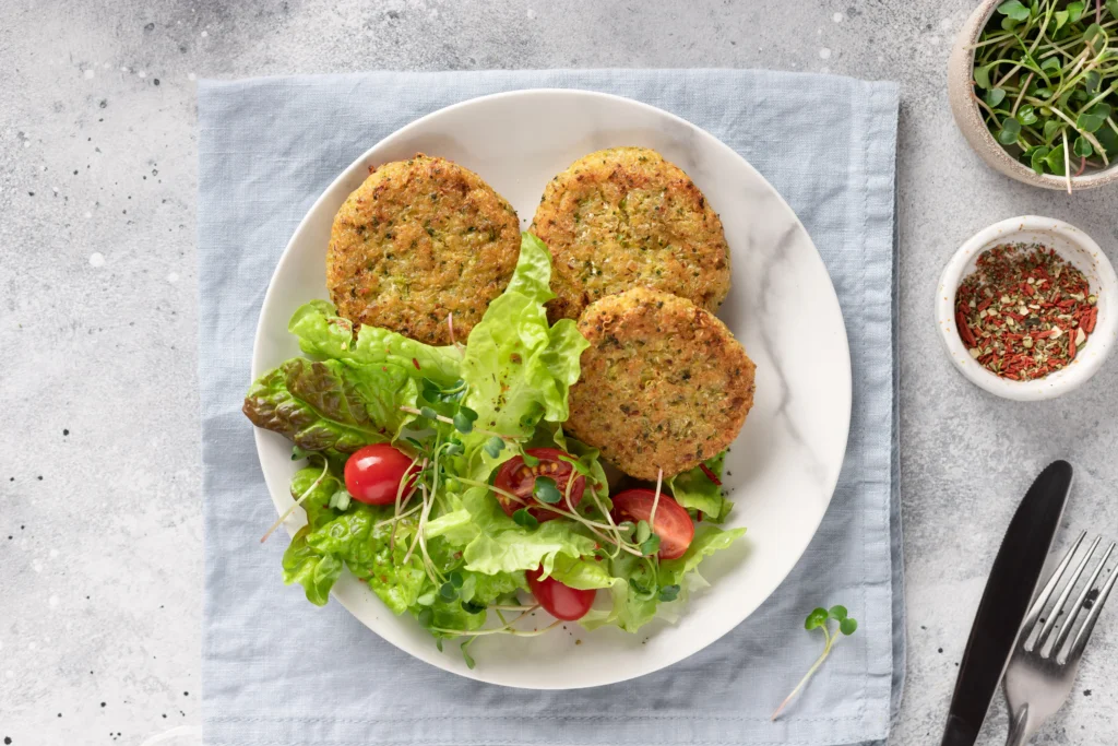 vegetables in a plate with salad