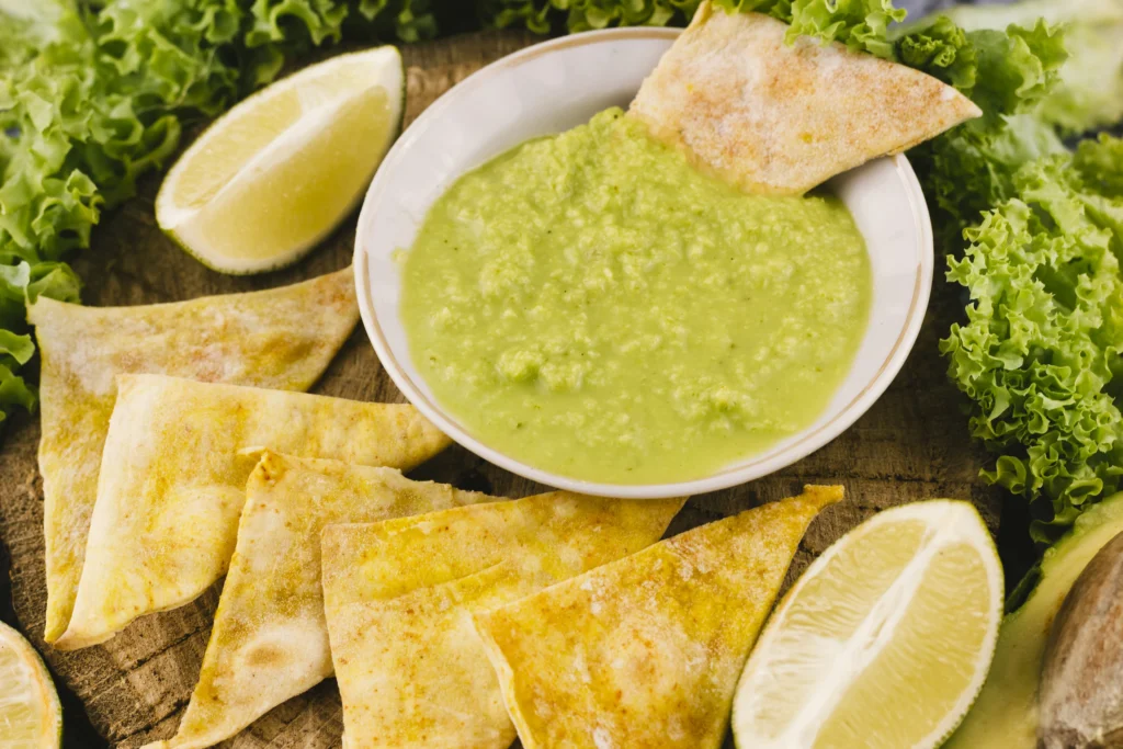 avocado limes sauce served with nachos